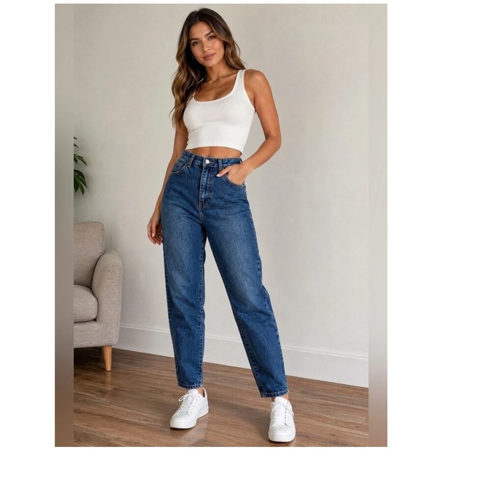 RIOT High Rise Mom Jeans Medium Wash Tapered Leg Women's  Size 2